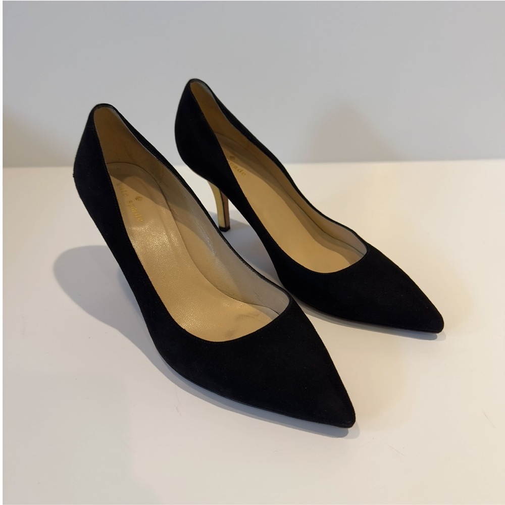 Kate Spade New York Women's suede pumps with Gold Heels - Picture 2 of 6